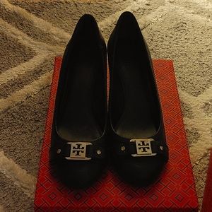 Tory Burch Ambrose 65MM Wedge-Tumbled Leather